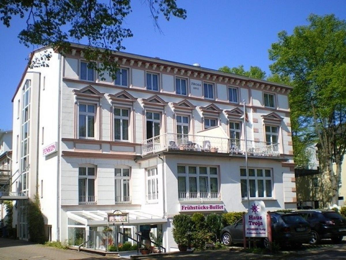 Готель Haus Troja Росток Екстер'єр фото